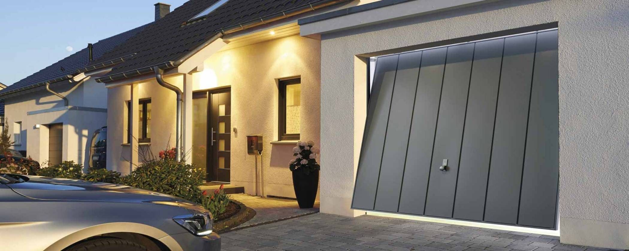 Porte basculante posés par ASCS